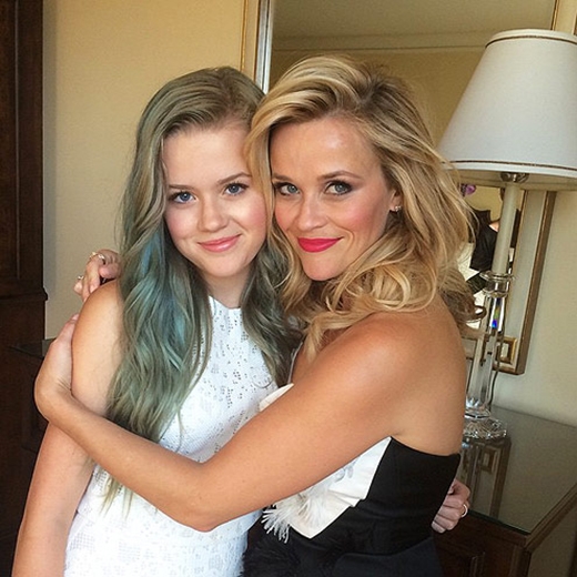 
	
	Reese Witherspoon và con gái Ava 15 tuổi